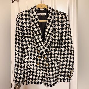 Zara Women's Houndstooth Blazer with Gold Buttons